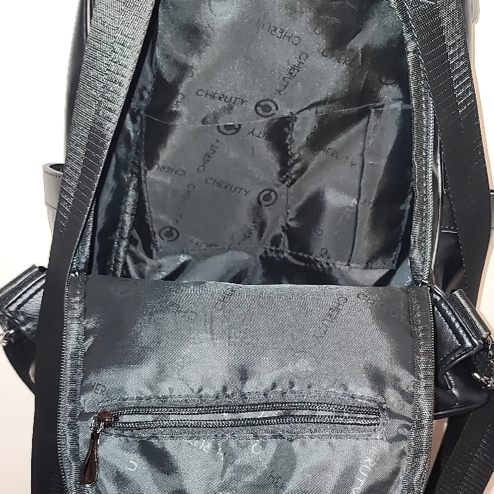 Cheruty Anti Theft Vegan Leather Minimalist Sleek Black Leather Backpack Neutral